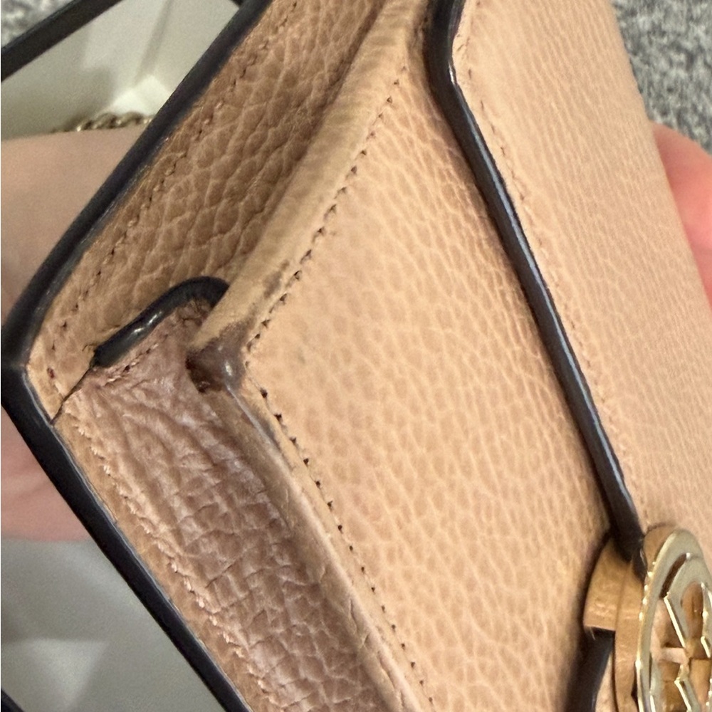 Gucci Pebbled Leather Crossbody in Tan with Gold Hardware - Picture 7 of 7